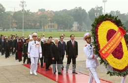 Lãnh đạo Đảng, Nhà nước vào Lăng viếng Chủ tịch Hồ Chí Minh